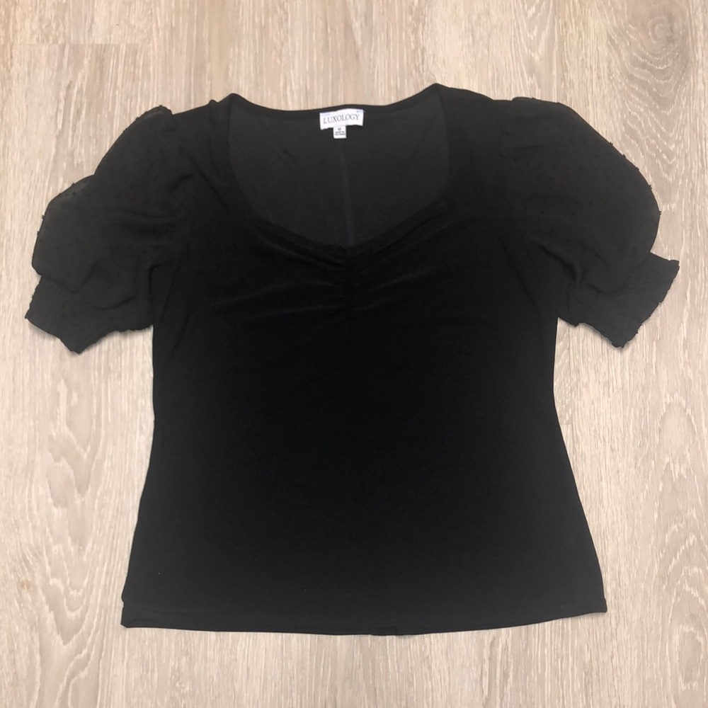 Luxology Black Puff Sleeve shirt
